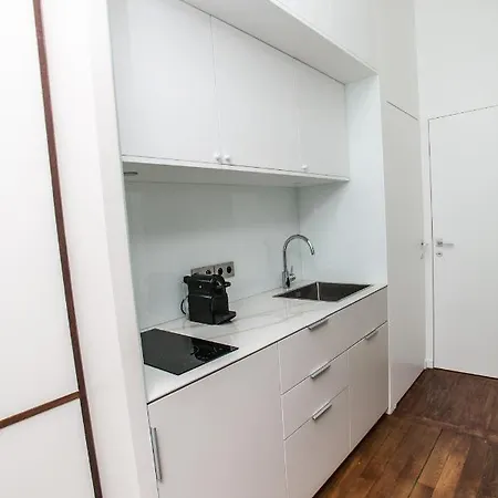 Appt Calme Et Central Proche Arc De Triomphe *